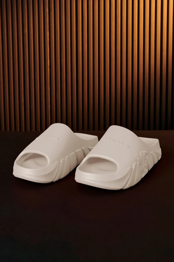 Youngla Accessories<960-Cloud 9 Slides