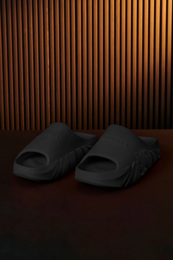 Youngla Accessories<960-Cloud 9 Slides