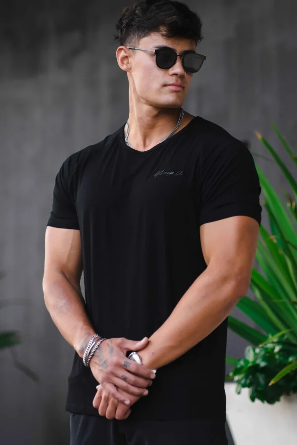 Youngla Shirts<422 Fitted Delt Tee