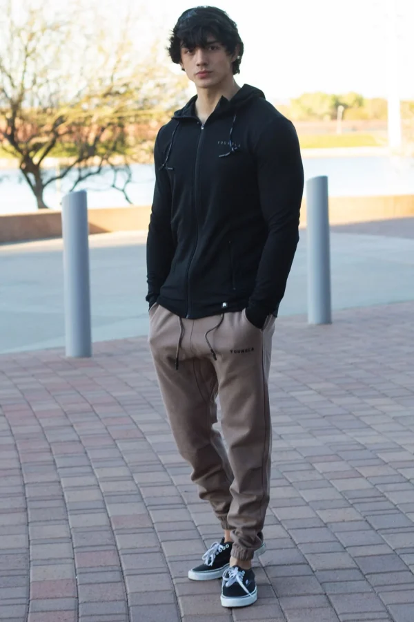 Youngla Joggers<210 Kick-Back Joggers