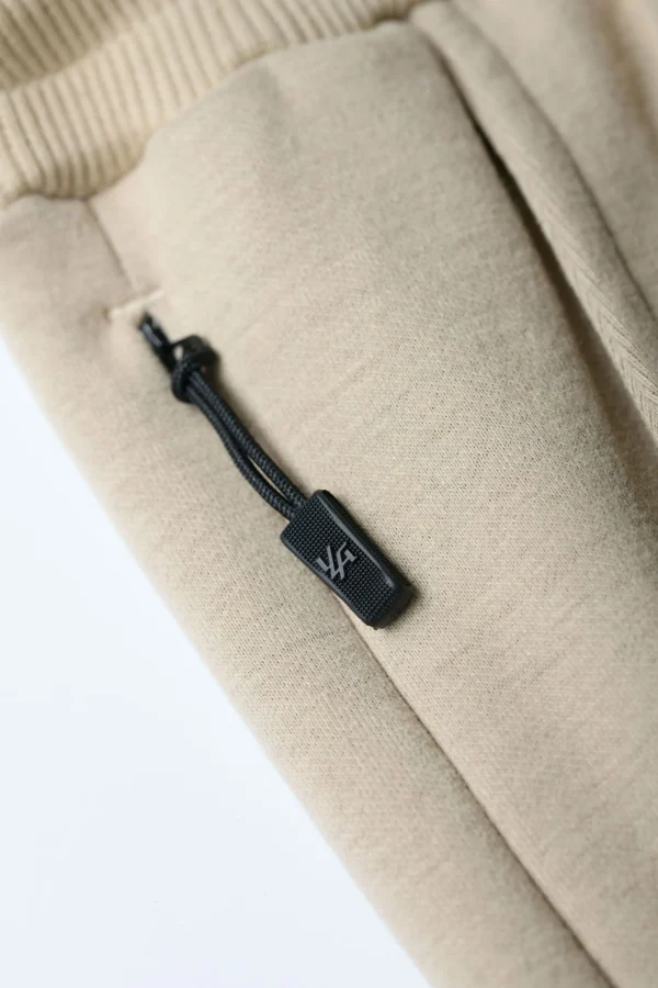 Youngla Joggers<210 Kick-Back Joggers