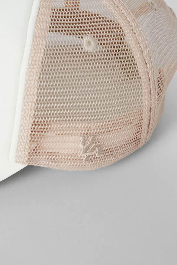 Youngla Hats & Beanies<923-La Trucker Hats