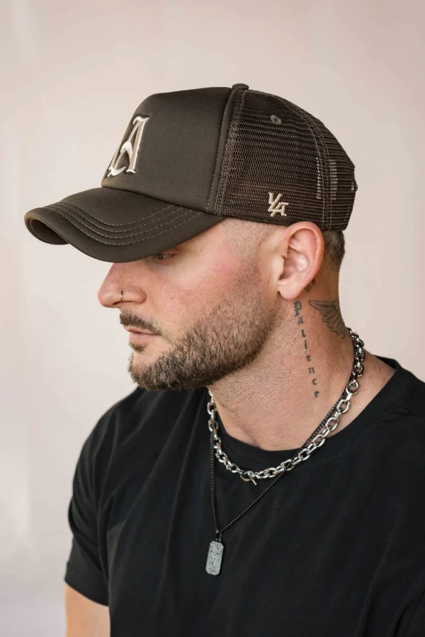 Youngla Hats & Beanies<923-La Trucker Hats