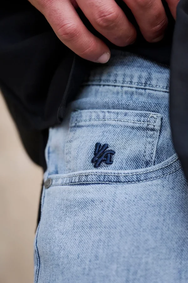 Youngla Pants & Jeans<610 Perfect Jeans