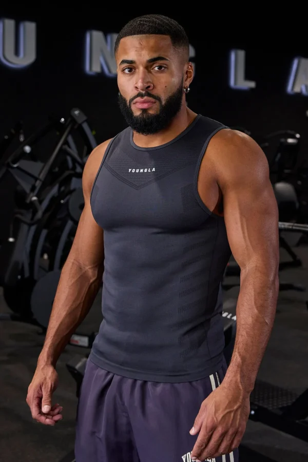 Youngla Tanks<343-Supervillain Compression Tanks