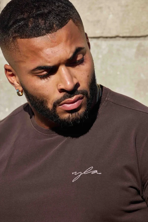 tailored_tees_3.webp Youngla Shirts<466 Tailored Tees