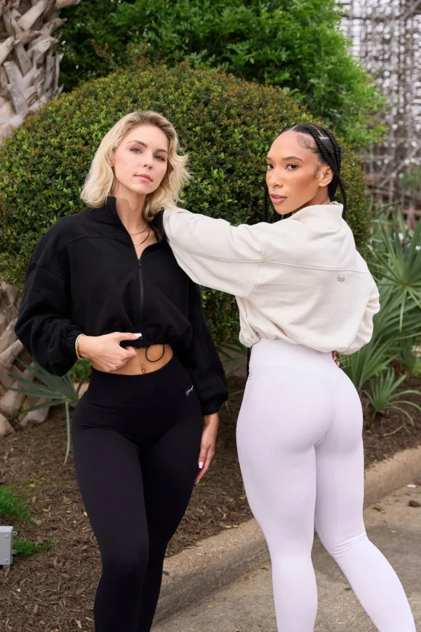 Youngla Outerwear<W544 Breeze Zip-Up