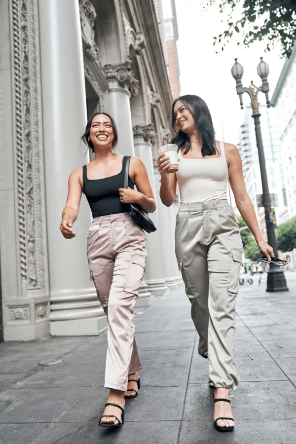 Youngla Joggers & Pants<W217 Gloria Satin Cargo