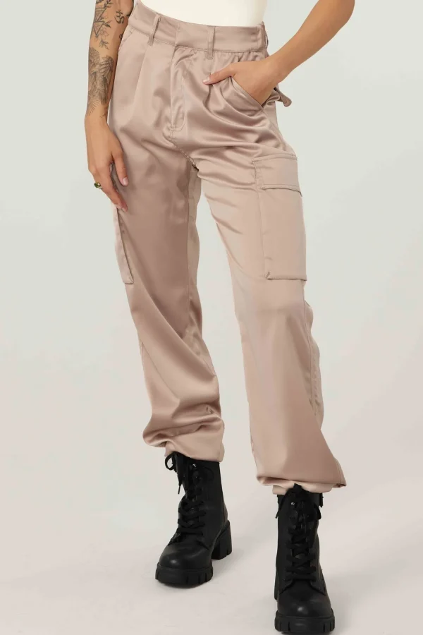 Youngla Joggers & Pants<W217 Gloria Satin Cargo
