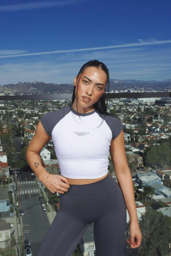 Youngla Tops<W441 Raglan Baby Tee