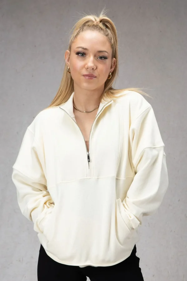 w_throwback_pullover_11.webp Youngla Outerwear<W504 Throwback Pullover