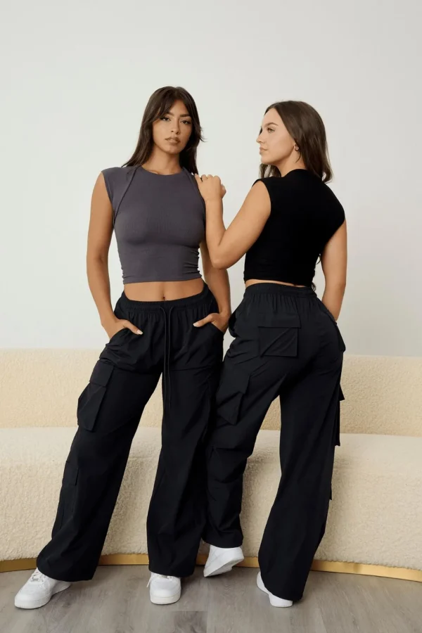 w_travel_cargo_joggers_5.webp Youngla Joggers & Pants<W219 Travel Cargo Joggers