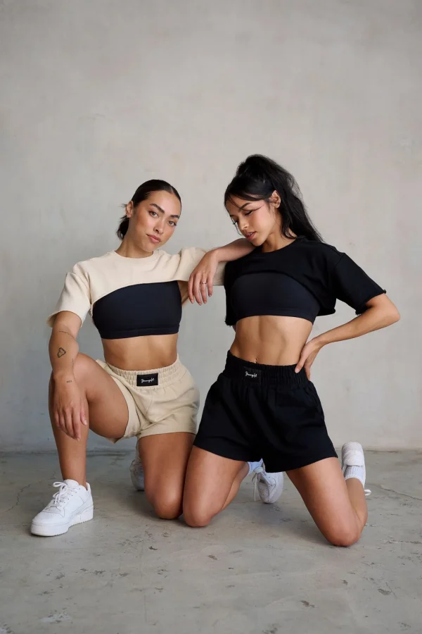 wcut_out_tee_1.webp Youngla Tops<W410-Cut Out Tee