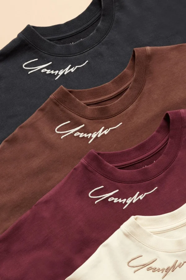 Youngla Tops<W432-Emblem Long Sleeve Tee