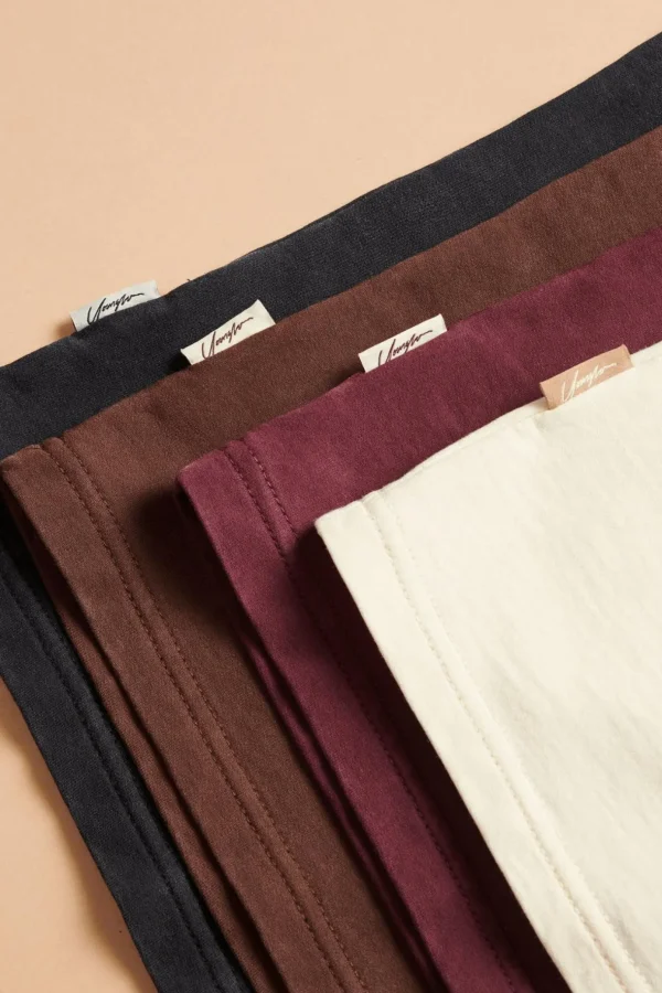 Youngla Tops<W432-Emblem Long Sleeve Tee